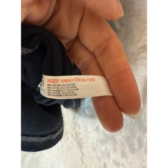 Free People Lot of 2 Short Sleeve Crop Tops Cream Henley / Black Scoop XS / S - Picture 9 of 16